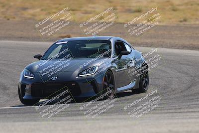 media/Sep-20-2025-Extreme Speed (Sat) [[1fcc23683c]]/Green (Private)/Session 3 (Offramp)/
